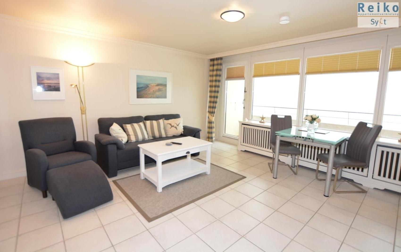 1-315, Seeseite, Haus Metropol, 13 Etage Apartment Westerland
